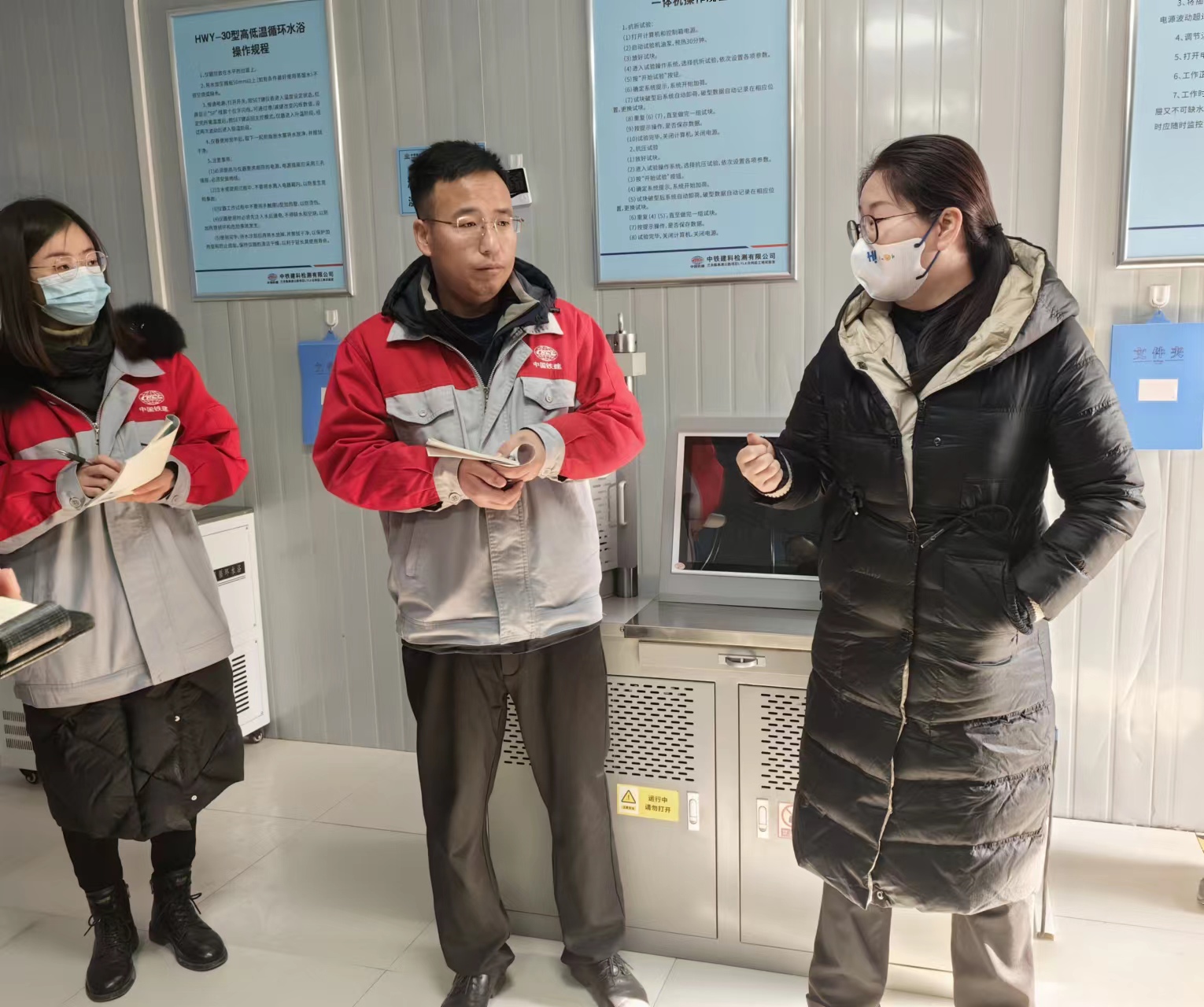 照片(1).jpg 照片(1).jpg